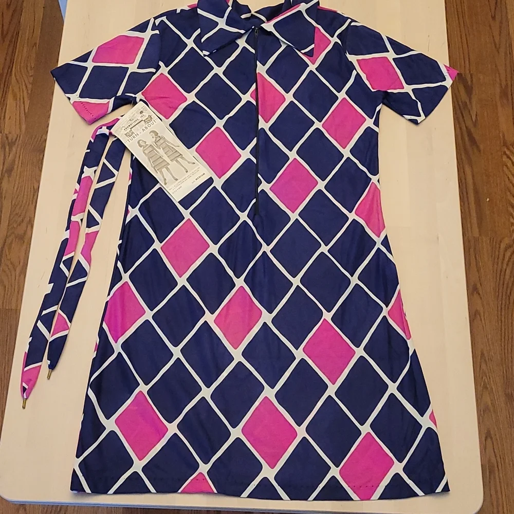 RARE NWT Vintage Deadstock 1960s "Turn-about" Mod Dress Promotions INC - Picture 1 of 17